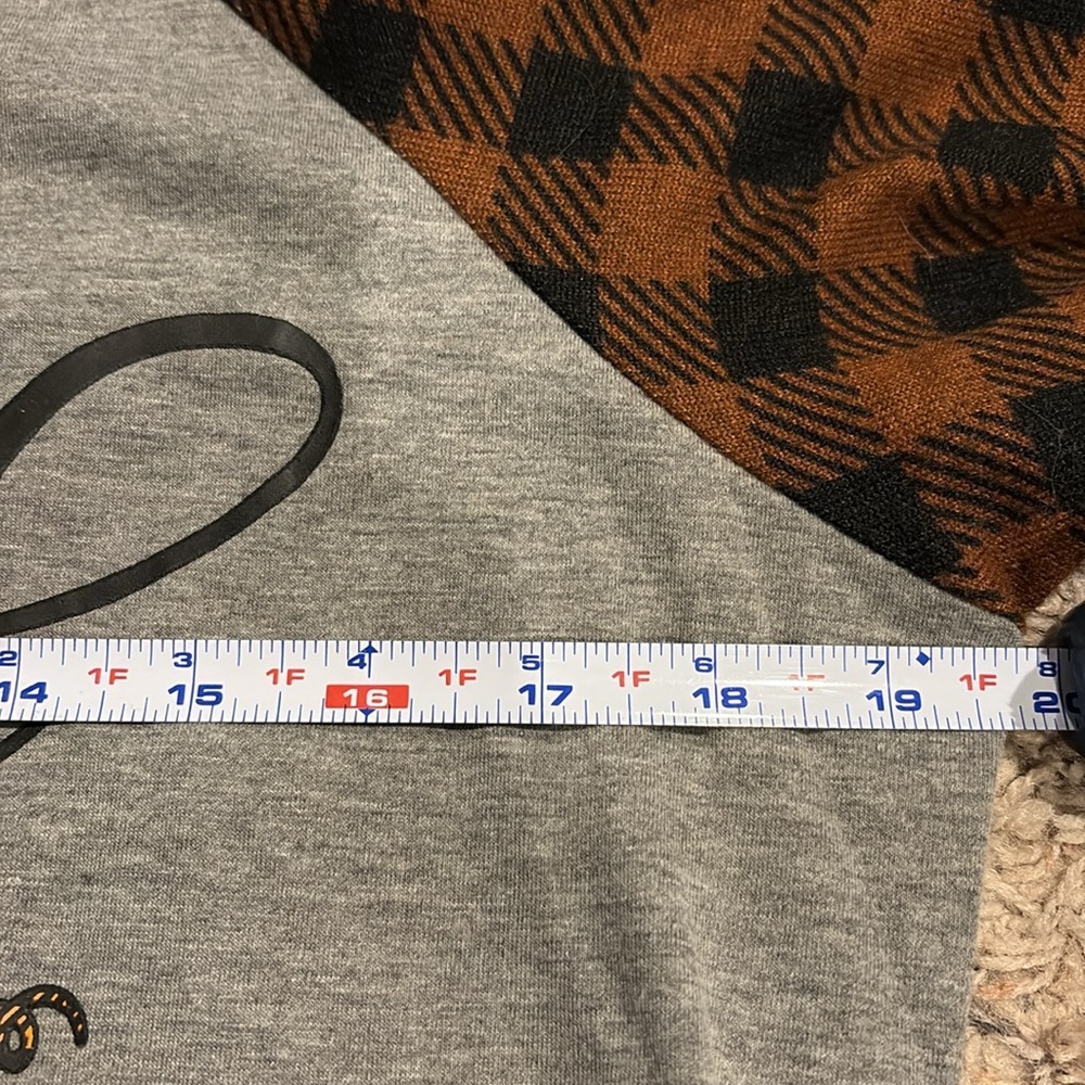 NEW! Women's Long Sleeve 'Thankful' Tee with Buffalo Plaid Sleeves - Picture 2 of 3